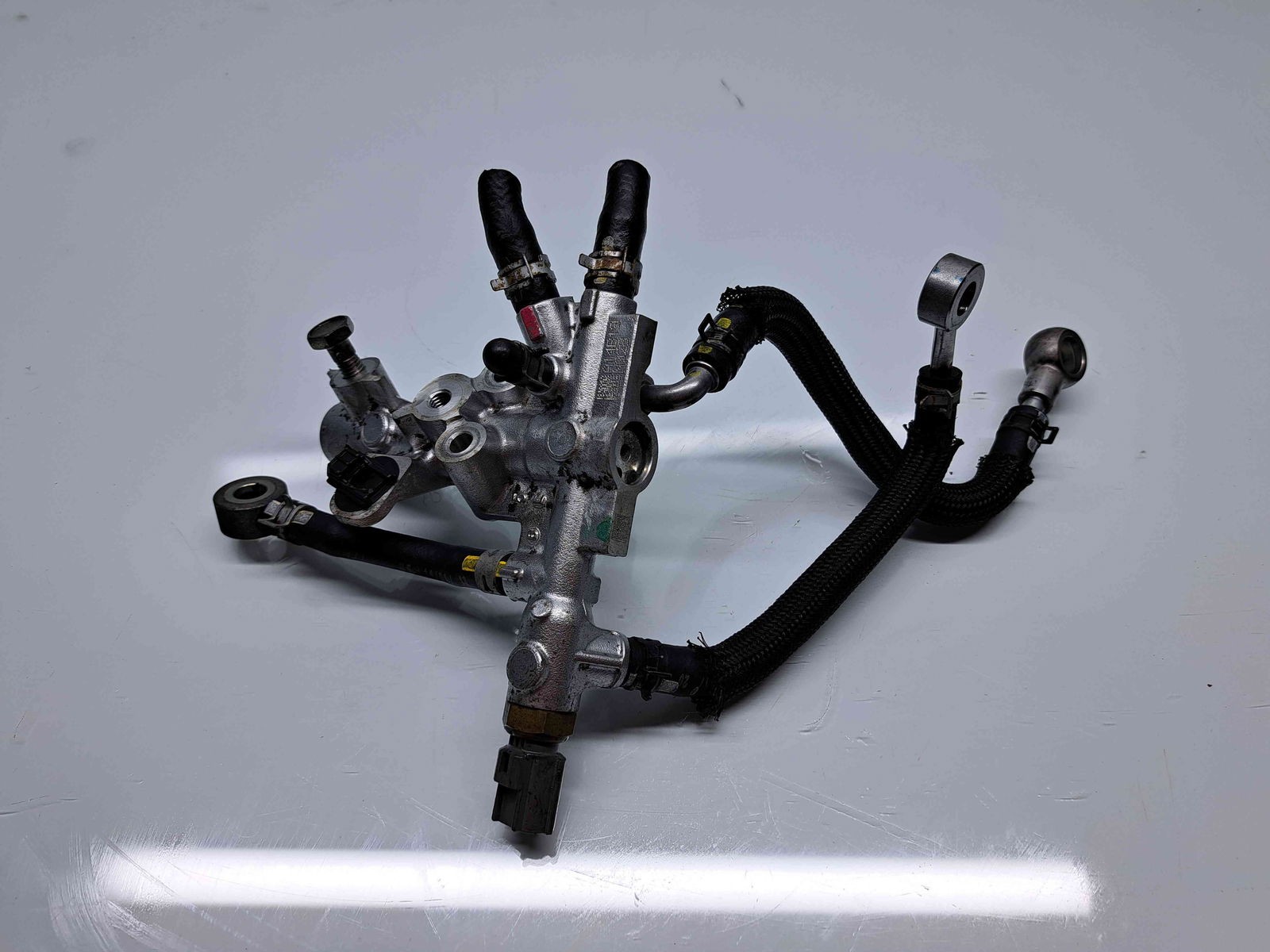 Distribuitor motorina Mazda 6 (GJ1) [Fabr 2014-2021] SH011327X 2.2 SKYACTIV-D1 110KW / 150CP - imagine 3