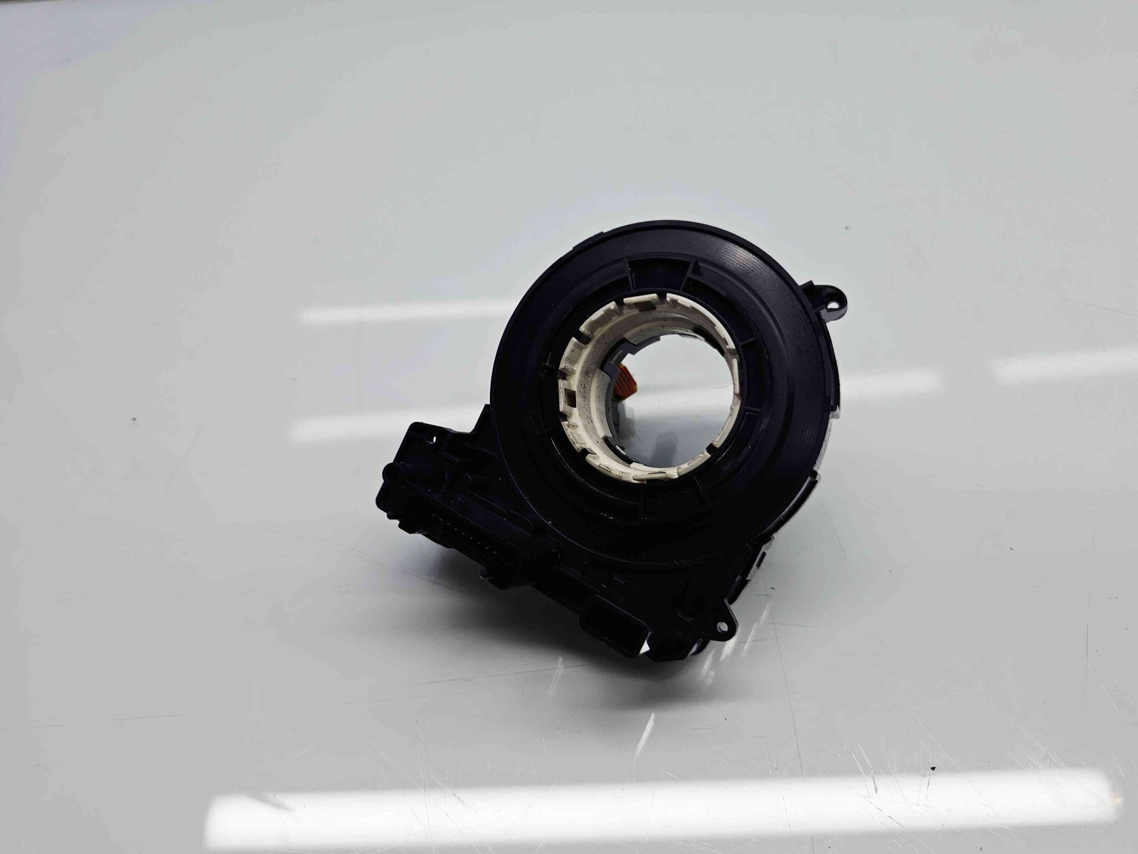 Spirala volan Ford Fiesta 7 [Fabr 2017-prezent] GN15-14A664-AB - imagine 1