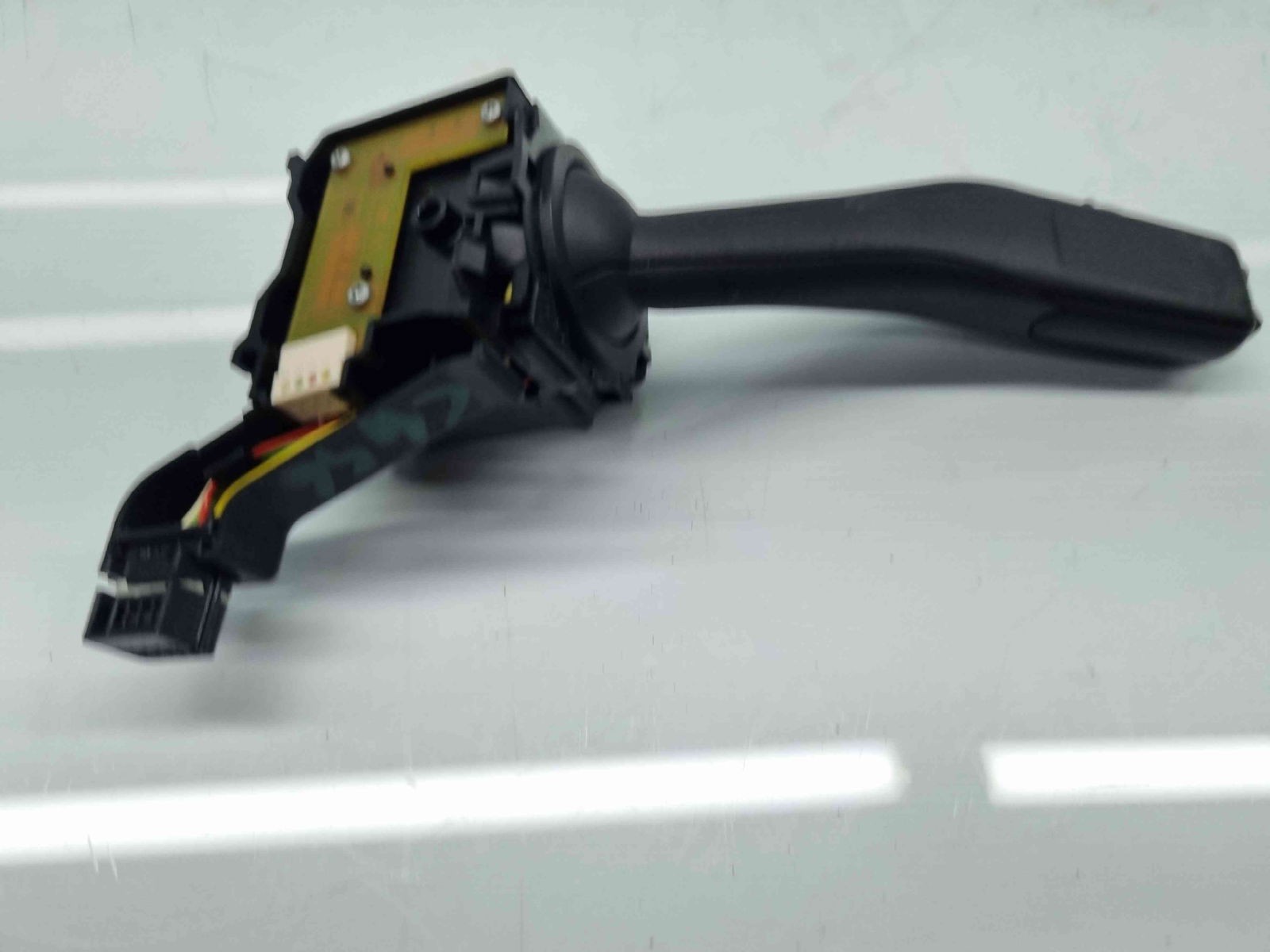 Maneta semnalizare Volkswagen Touran (1T1, 1T2) [Fabr 2003-2010] 1K0953513F - imagine 3