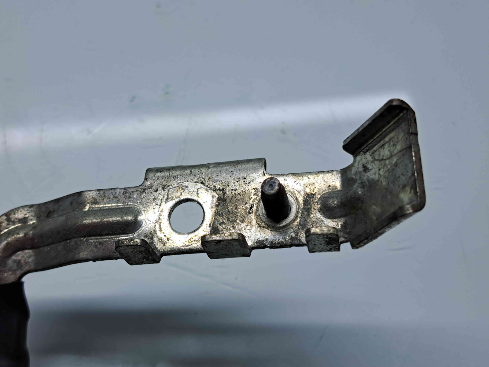 Borna baterie (-) Volkswagen Passat B8 Variant (3G5) [Fabr 2015-prezent] 5Q0915181J - imagine 3