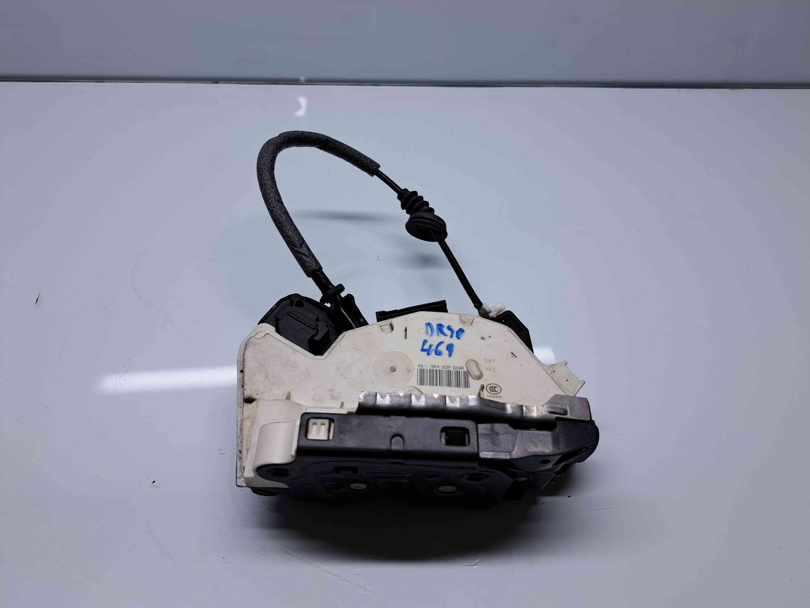 Broasca usa dreapta spate Volkswagen Golf 7 (5G) [Fabr 2014-prezent] 5K4839016R - imagine 1