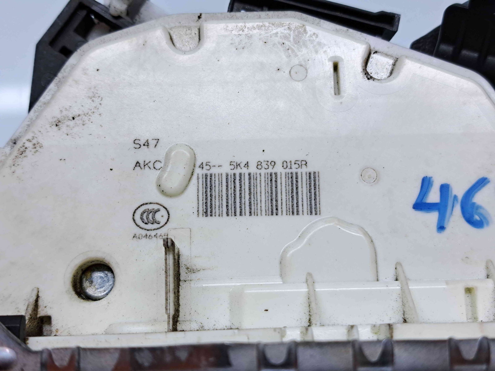 Broasca usa stanga spate Volkswagen Golf 7 (5G) [Fabr 2014-prezent] 5K4839015R - imagine 2