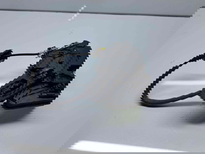 Broasca usa stanga spate Volkswagen Golf 7 (5G) [Fabr 2014-prezent] 5K4839015R