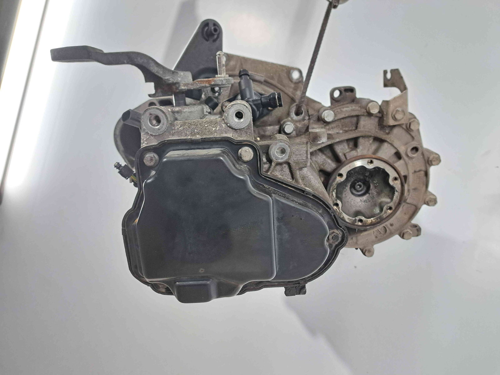 Cutie viteze manuala 5 trepte Skoda Superb II Combi (3T5) [Fabr 2009-2015] 1.6 TDI CAYC MDM 77KW / 105CP - imagine 4