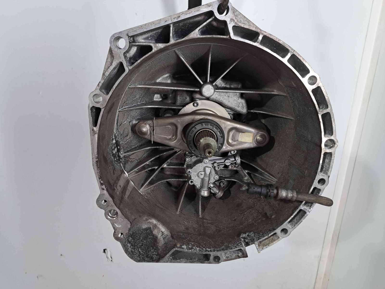 Cutie viteze manuala 6 trepte Bmw 3 Cabriolet (E93) [Fabr 2006-2011] Facelift 2.0 N47D20GS6-45DZ 135KW / 184CP - imagine 3