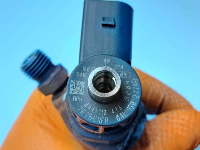 Injector Volkswagen Passat B8 Variant (3G5) [Fabr 2015-prezent] 04L130277AD 1.6 TDI DCXA 88KW / 120CP