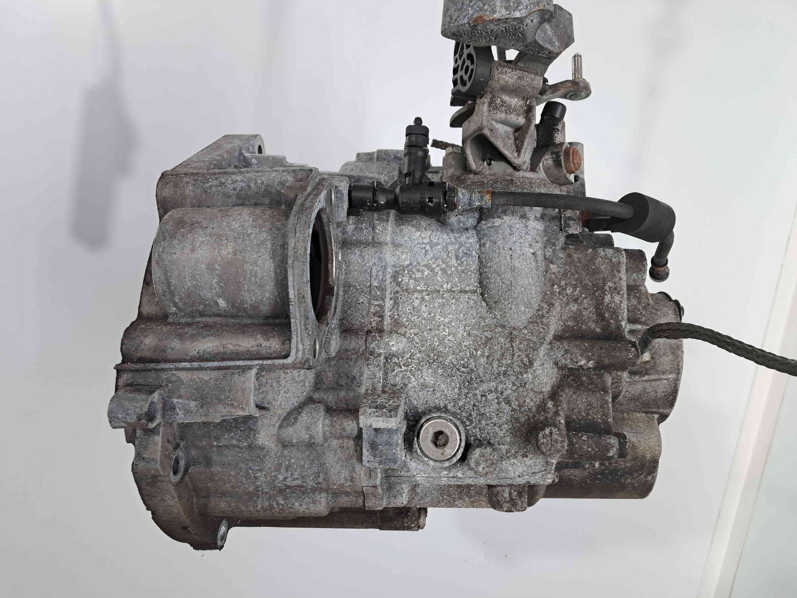 Cutie viteze manuala 6 trepte Volkswagen Passat B6 (3C2) [Fabr 2005-2010] 2.0 TDI CBAB KUG 103KW / 140CP - imagine 6