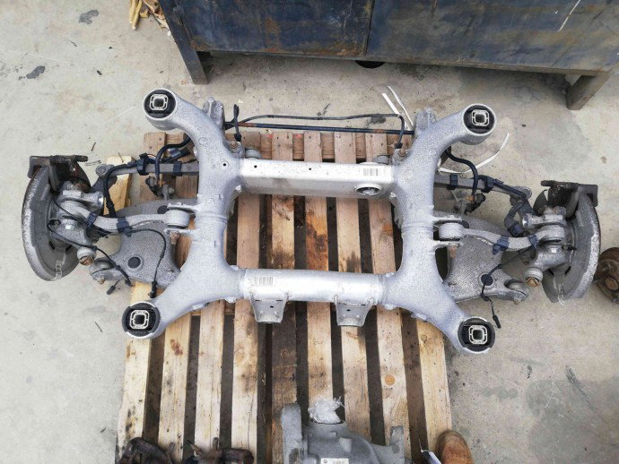 Punte spate 6798545 Bmw 520D F10 2.0 N47 2011-2016