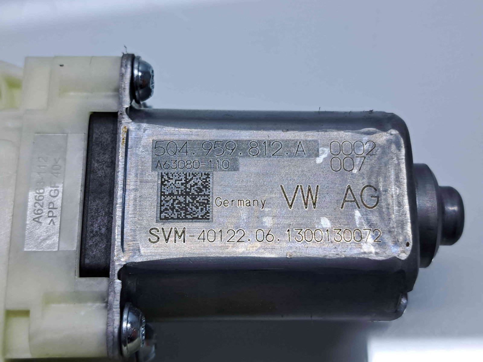 Motoras geam dreapta spate Volkswagen Golf 7 (5G) [Fabr 2014-prezent] 5Q4959812A - imagine 4