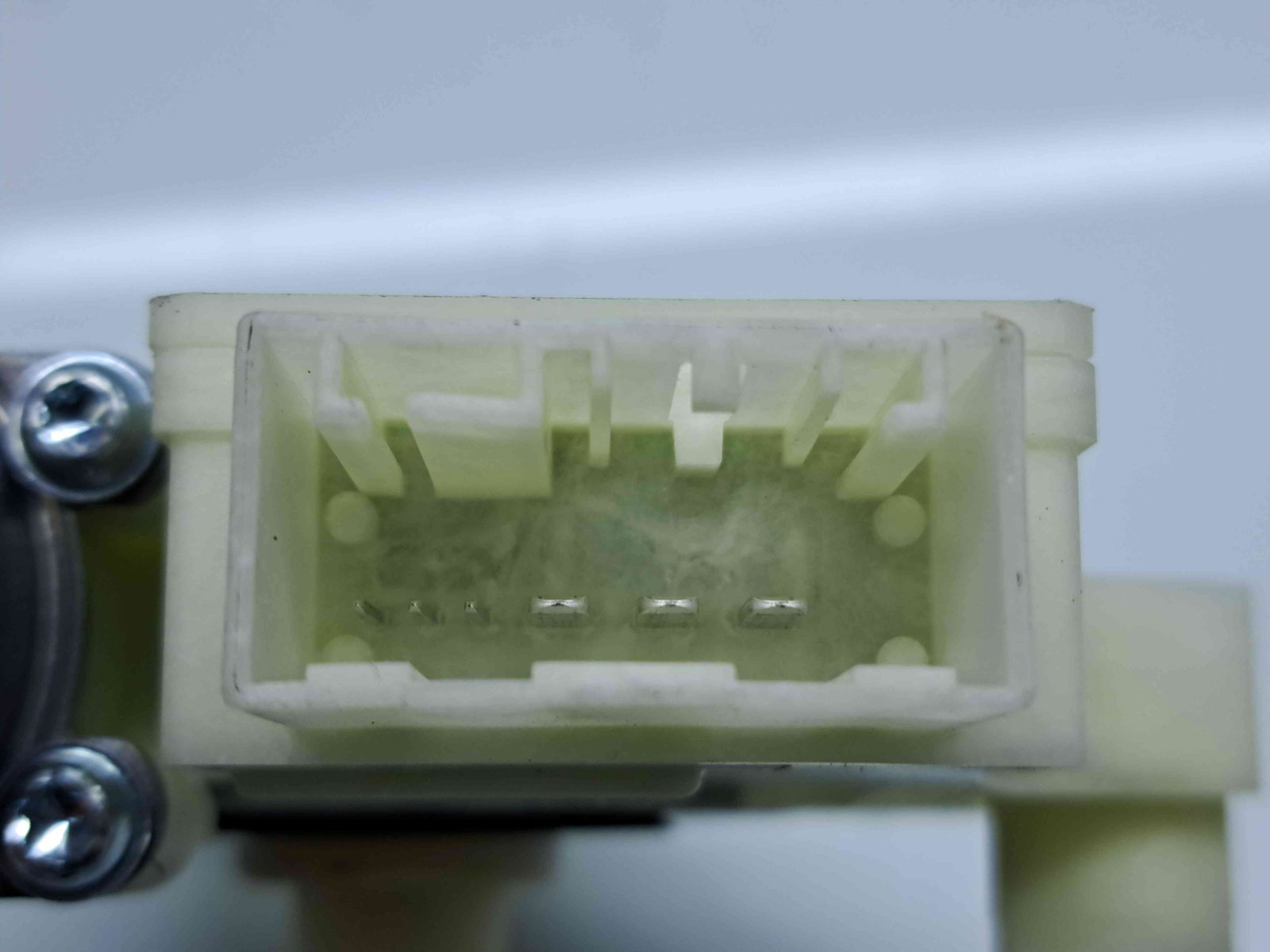 Motoras geam stanga spate Volkswagen Golf 7 (5G) [Fabr 2014-prezent] 5Q4959811A - imagine 5