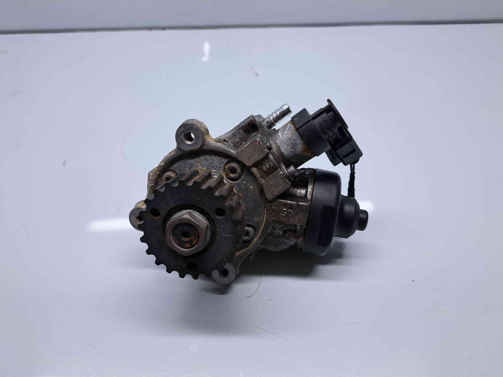 Pompa inalta presiune Volkswagen Passat B8 Variant (3G5) [Fabr 2015-prezent] 04L130755E 1.6 TDI DCXA 88KW / 120CP - imagine 2