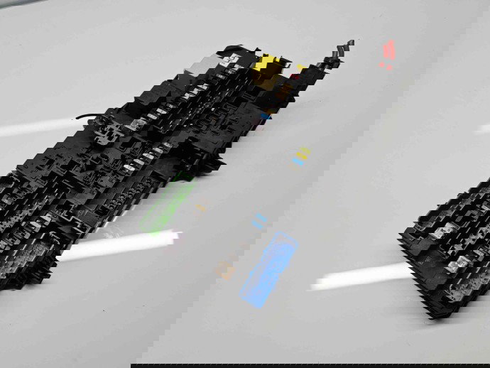  Panou sigurante  Opel Astra H [Fabr 2004-2009]13206759 