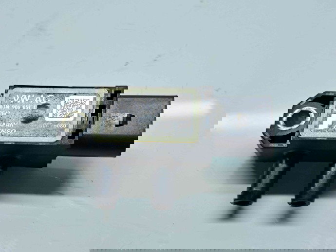  Senzor presiune Volkswagen Passat B8 Variant (3G5) [Fabr 2015-prezent] 03N906051B