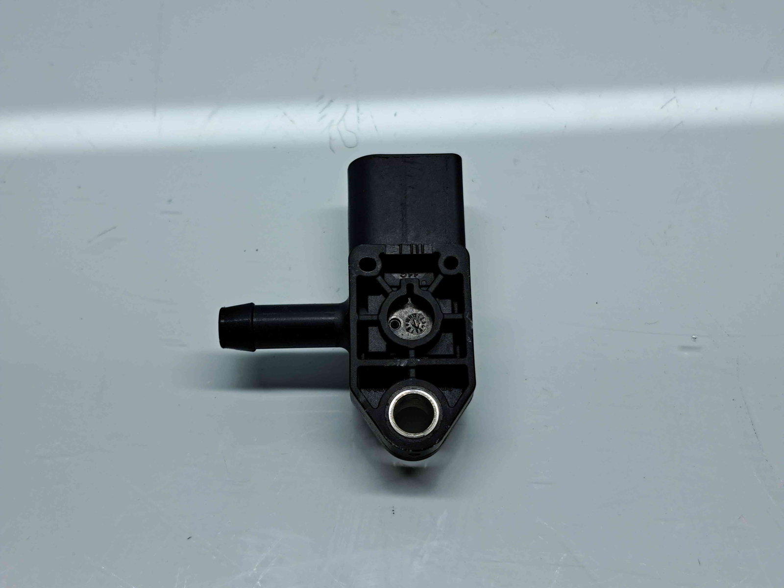 Senzor presiune Volkswagen Passat B8 Variant (3G5) [Fabr 2015-prezent] 04L906051B - imagine 3