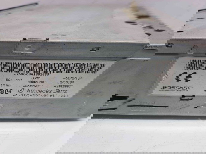  Radio CD Mercedes Clasa ML (W163) [Fabr 1998-2005] A2108200986