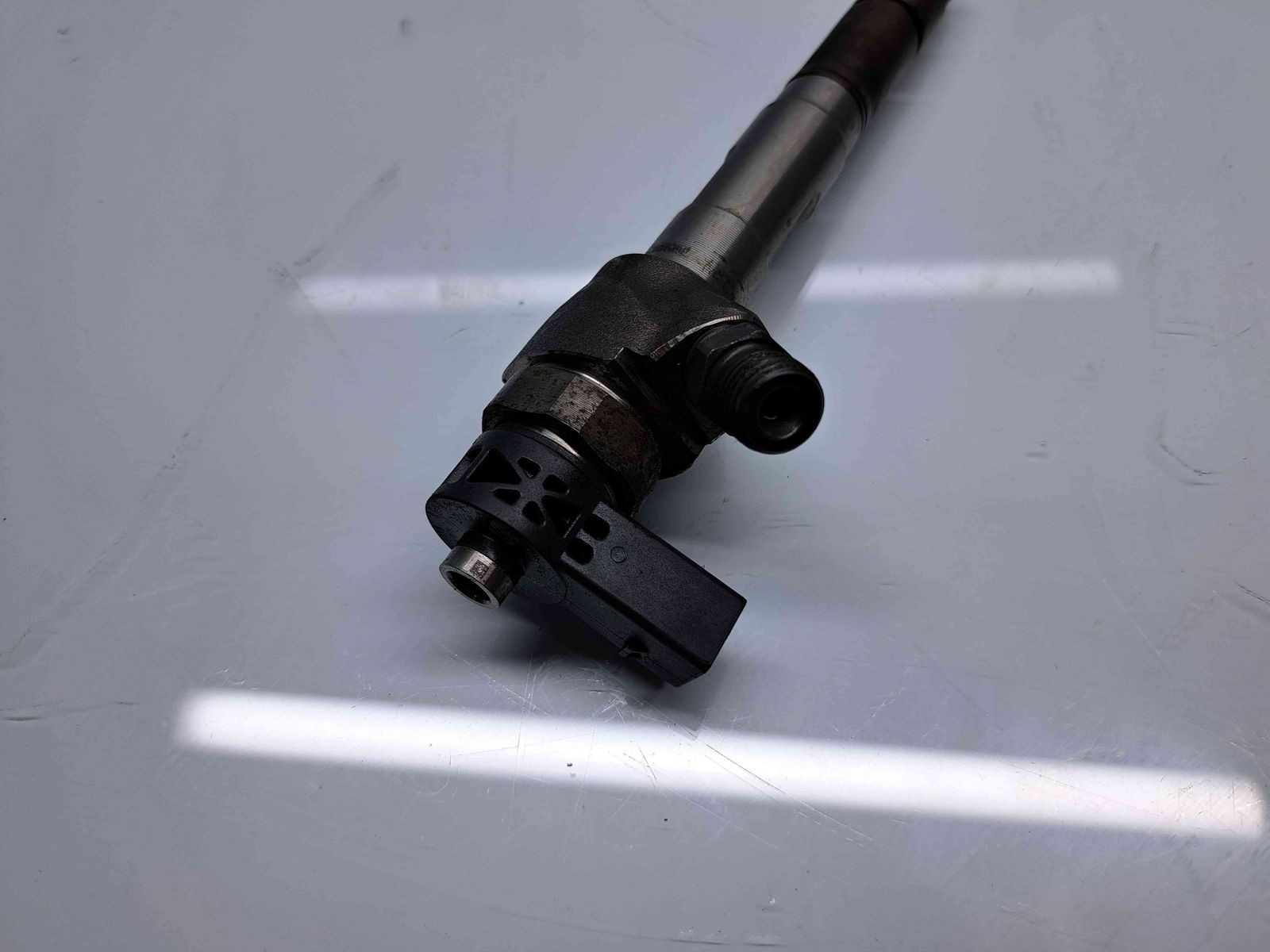 Injector Volkswagen Passat B8 (3G2) [Fabr 2015-prezent] 04L130277AC 2.0 TDI CRMB 110KW / 150CP - imagine 3
