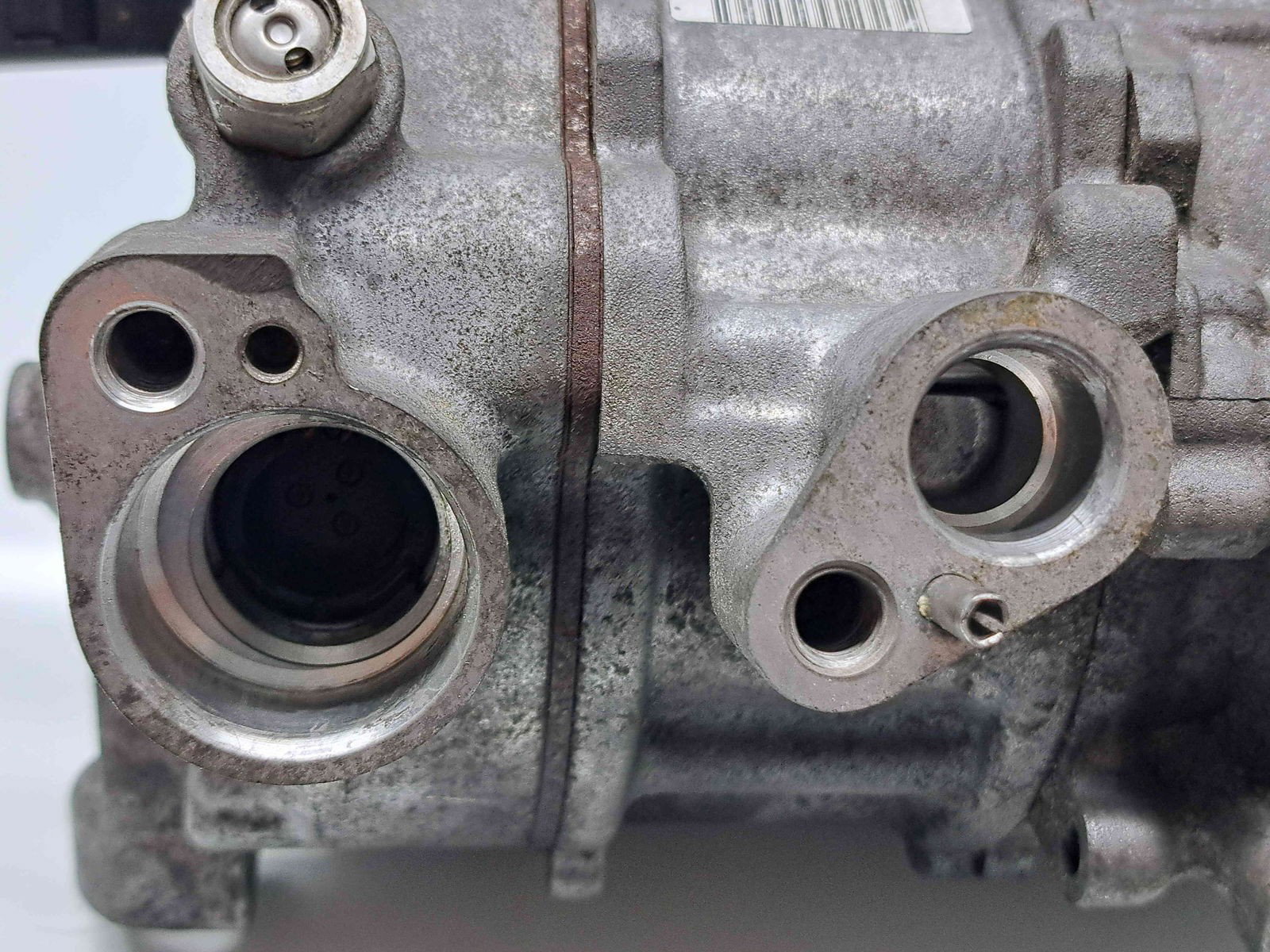 Compresor clima Volkswagen Passat B8 (3G2) [Fabr 2015-prezent] 5Q0816803D 2.0 TDI CRMB 110KW / 150CP - imagine 2