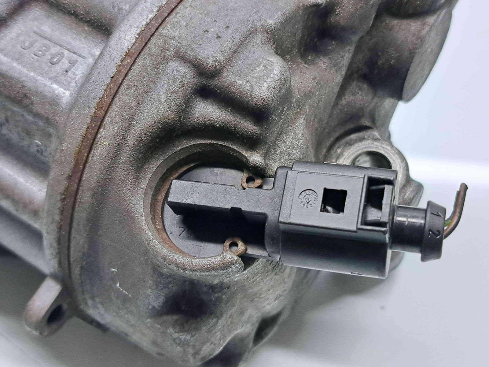 Compresor clima Volkswagen Passat B8 (3G2) [Fabr 2015-prezent] 5Q0816803D 2.0 TDI CRMB 110KW / 150CP - imagine 3