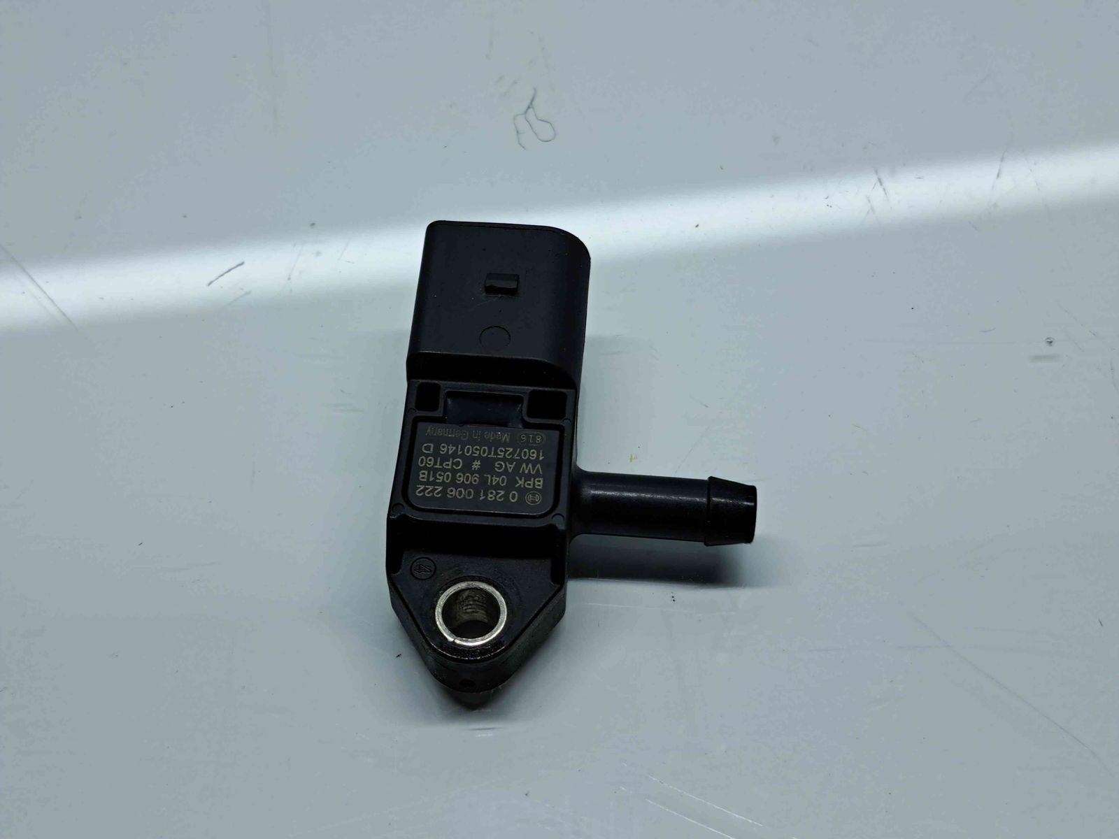 Senzor presiune Volkswagen Golf 7 (5G) [Fabr 2014-prezent] 04L906051B - imagine 1