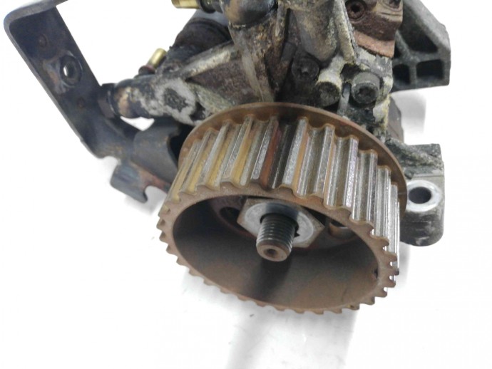 Pompa inalta presiune 8200704210 Nissan Juke 1.5 K9K 2010-2021