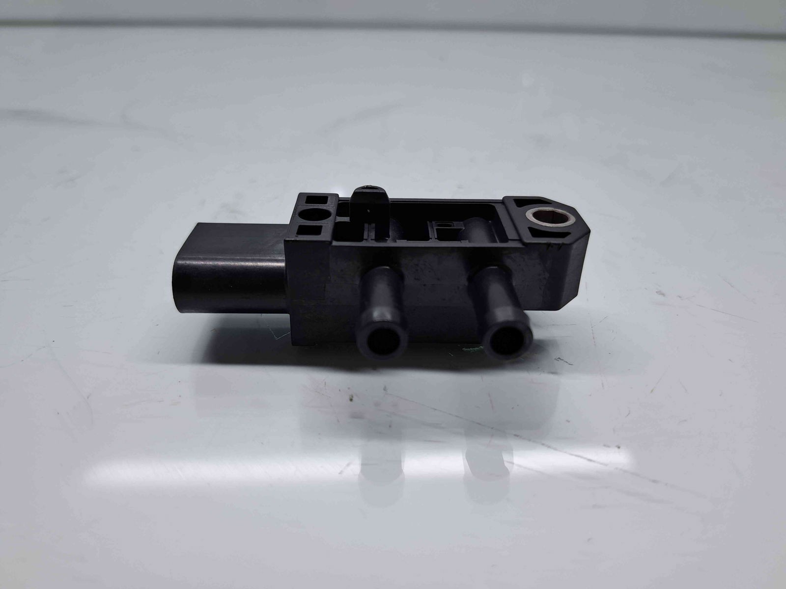 Senzor presiune AUDI A3 Sportback (8VS, 8VM) [Fabr 2013-prezent] 03N906051B - imagine 2