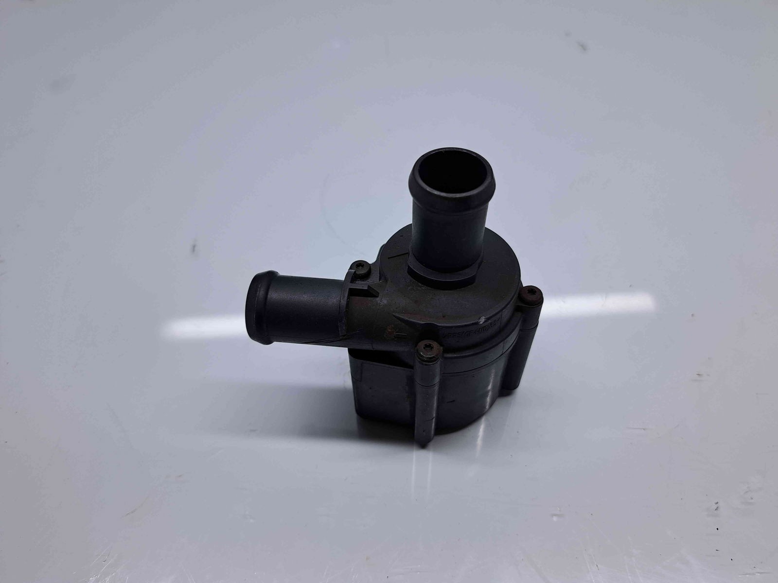 Pompa recirculare apa Skoda Octavia 3 (5E3) [Fabr 2012-2020] 5Q0965561B 1.6 TDI DCXA 88KW / 120CP - imagine 4