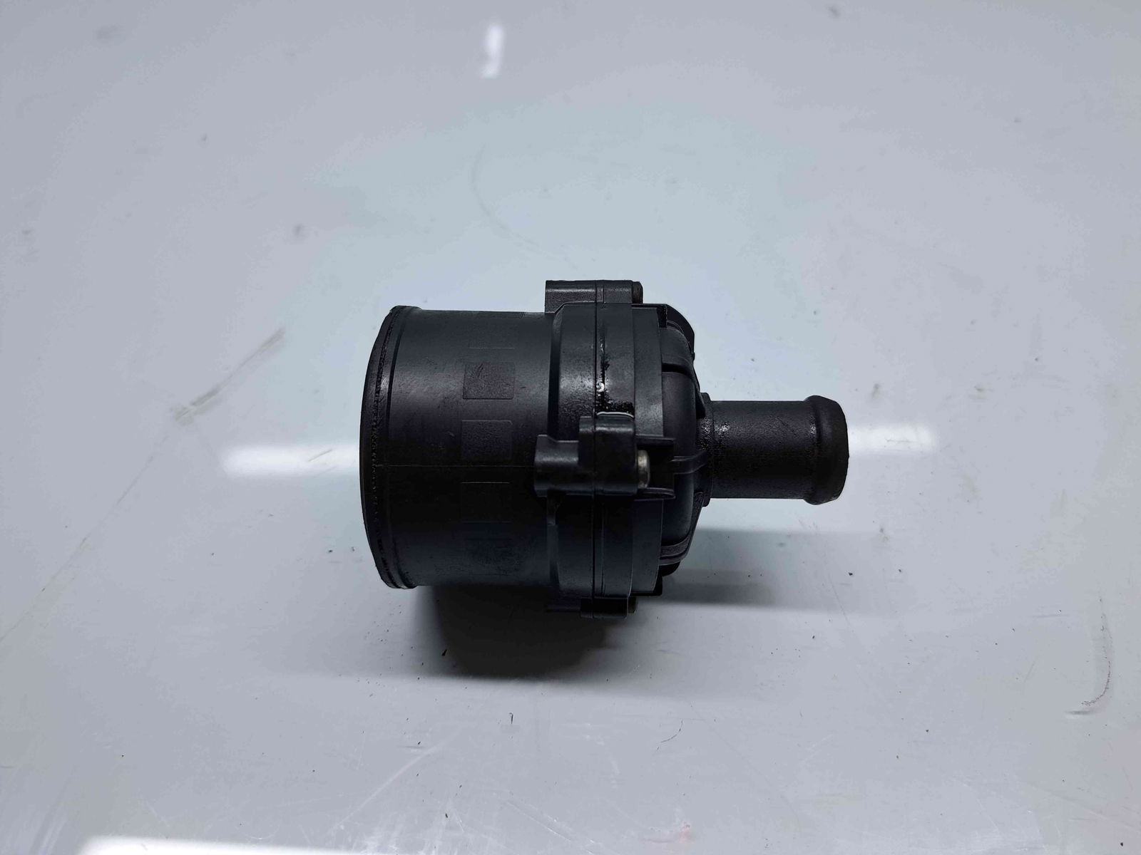 Pompa recirculare apa Seat Leon (5F1) [Fabr 2012-2018] 0392023454 2.0 TDI CRMB 110KW / 150CP - imagine 1