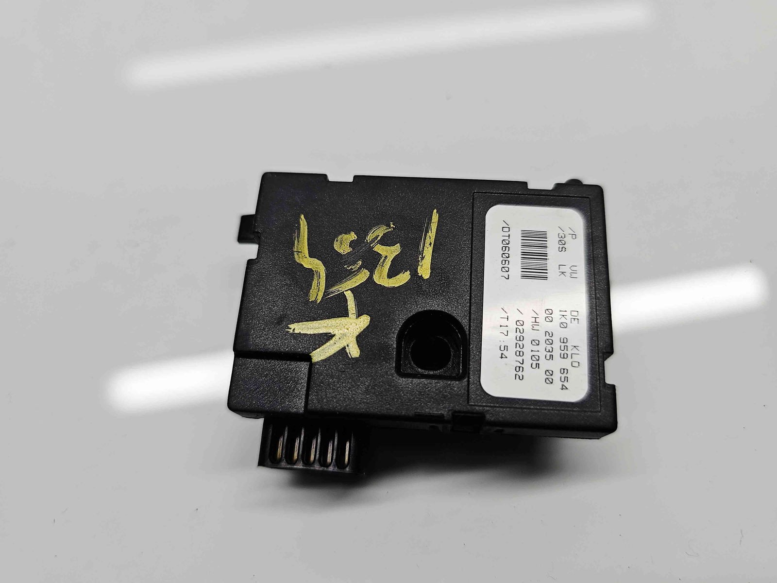 Senzor unghi volan Volkswagen Passat B6 (3C2) [Fabr 2005-2010] 1K0959654 - imagine 2