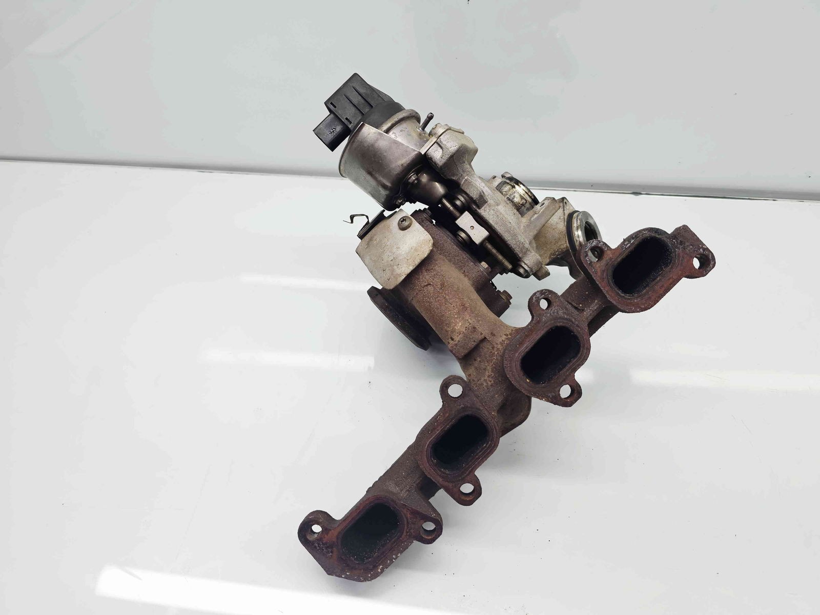 Turbina Volkswagen Polo (6R) [Fabr 2009-2016] 03L253056D 1.6 TDI CAYC 77KW / 105CP - imagine 2