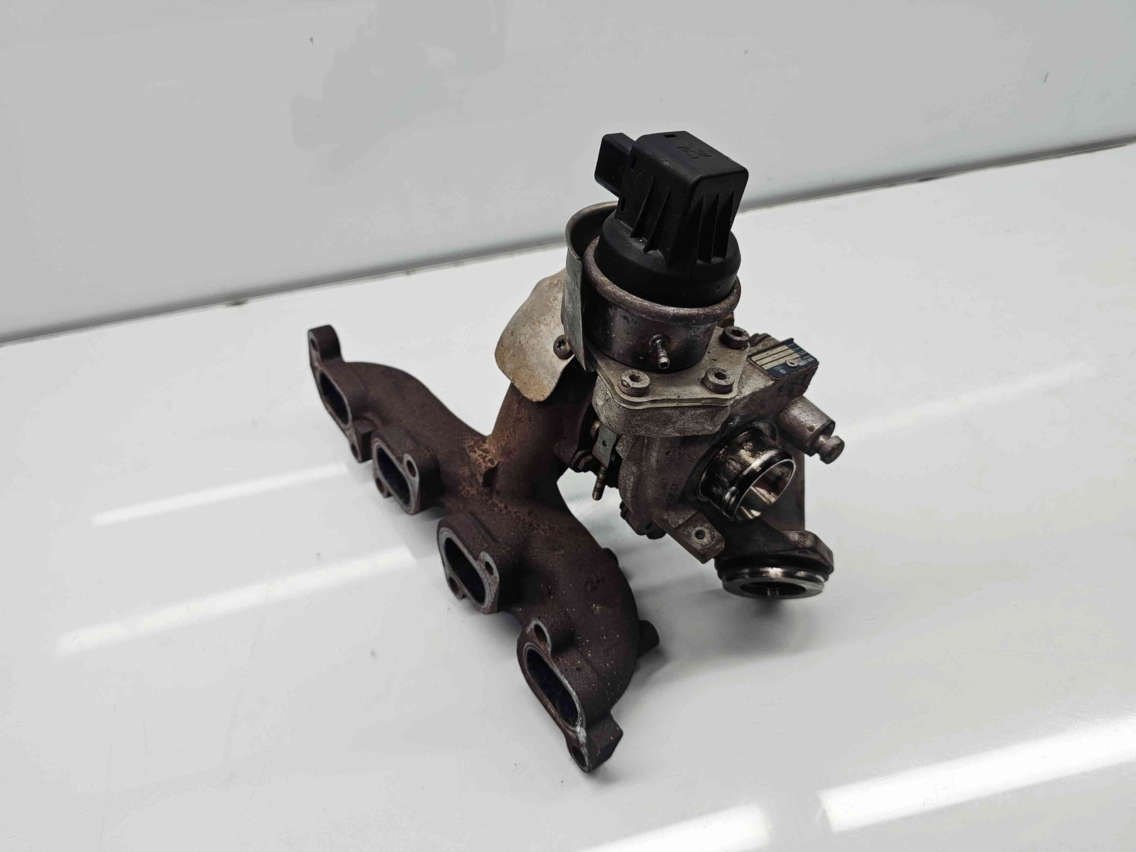 Turbina Skoda Roomster (5J) [Fabr 2006-2015] 03L253056D 1.6 TDI CAYC 77KW / 105CP - imagine 5