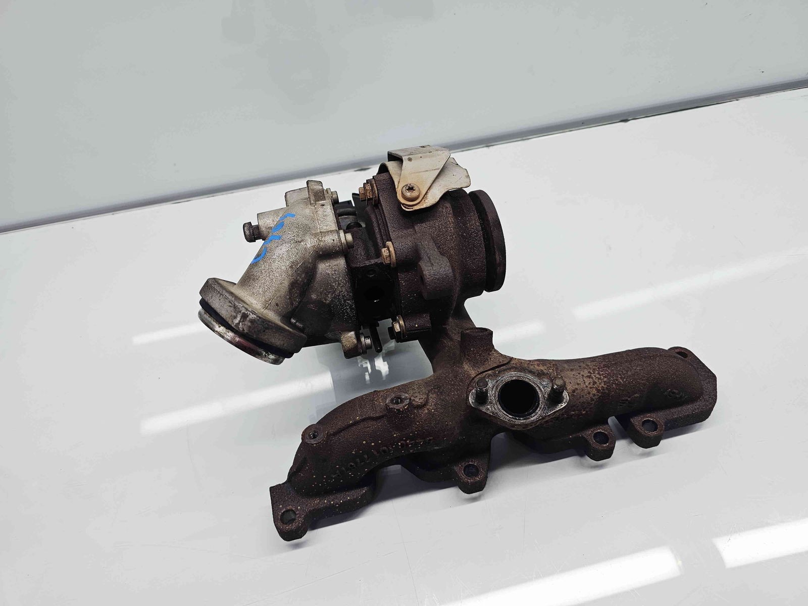 Turbina Skoda Rapid Spaceback (NH1) [Fabr 2012-prezent] 03L253056D 1.6 TDI CAYC 77KW / 105CP - imagine 1