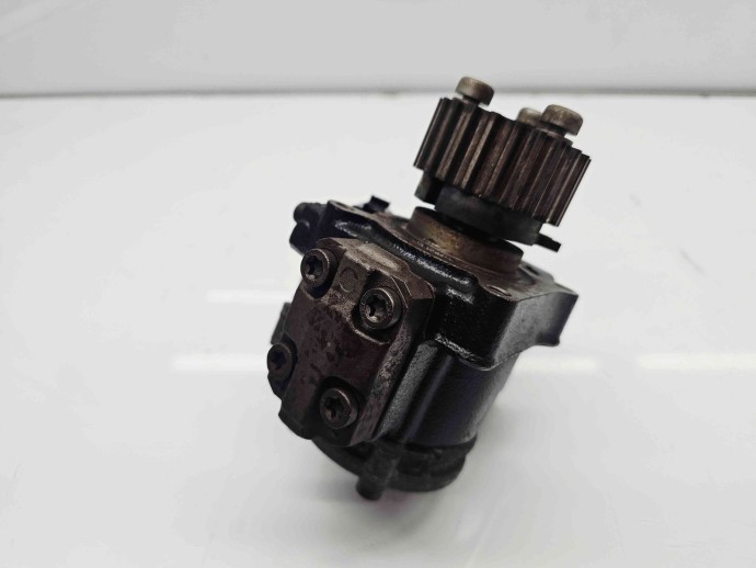 Pompa inalta presiune  Volkswagen Passat B6 (3C2) [Fabr 2005-2010] 03L130755E 1.6 TDI CAYC 77KW / 105CP