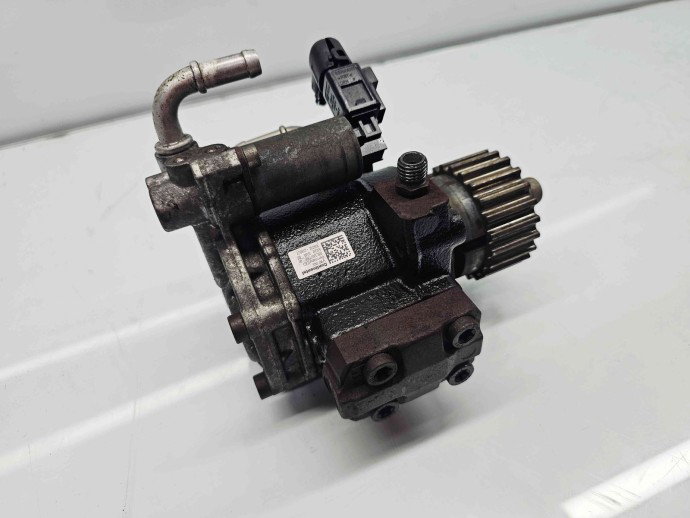 Pompa inalta presiune  Volkswagen Passat B6 (3C2) [Fabr 2005-2010] 03L130755E 1.6 TDI CAYC 77KW / 105CP