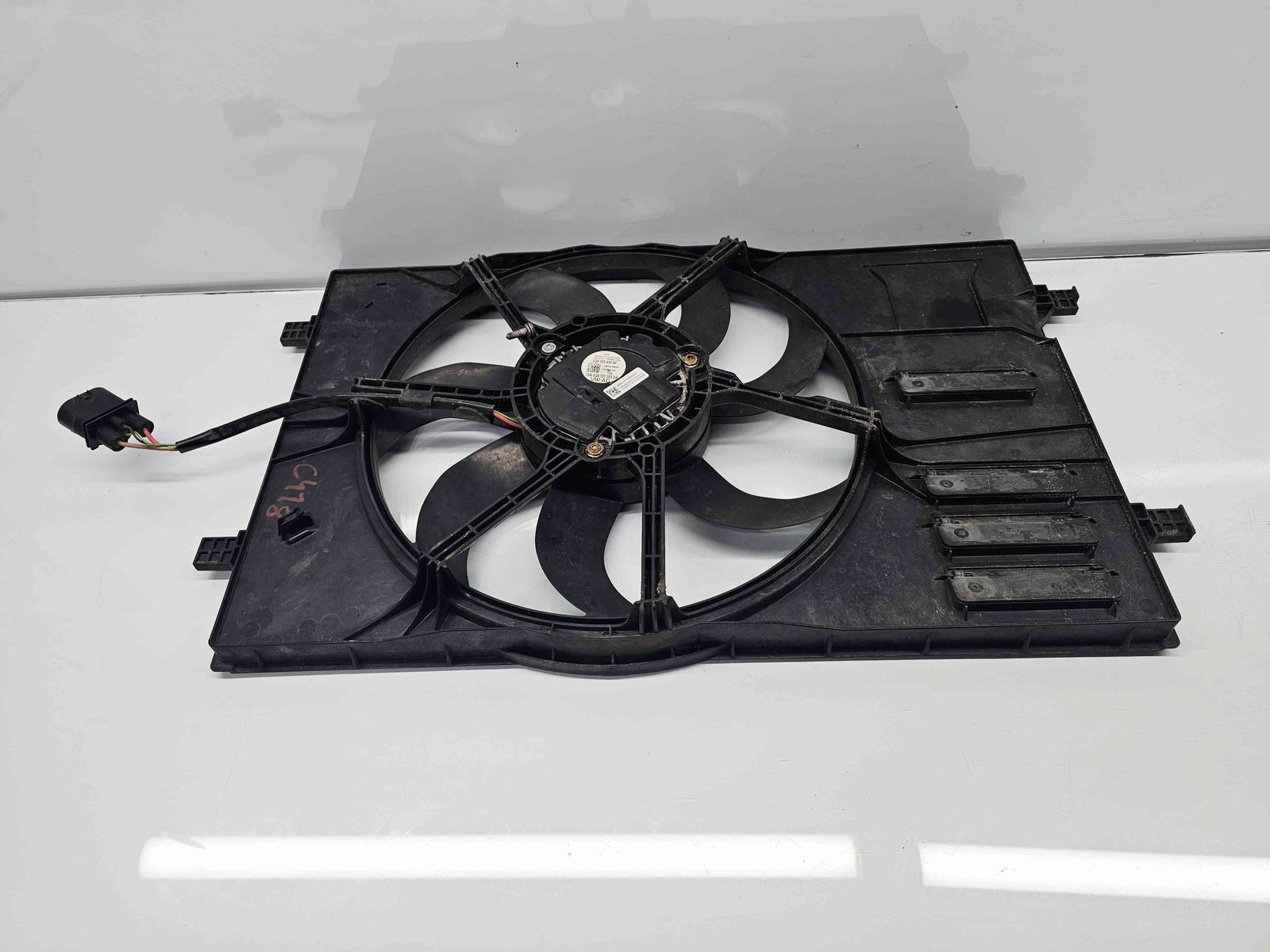 Electroventilator Volkswagen Golf 7 (5G) [Fabr 2014-prezent] 5Q0121205AP 1.6 TDI DCZA 88KW / 120CP - imagine 2