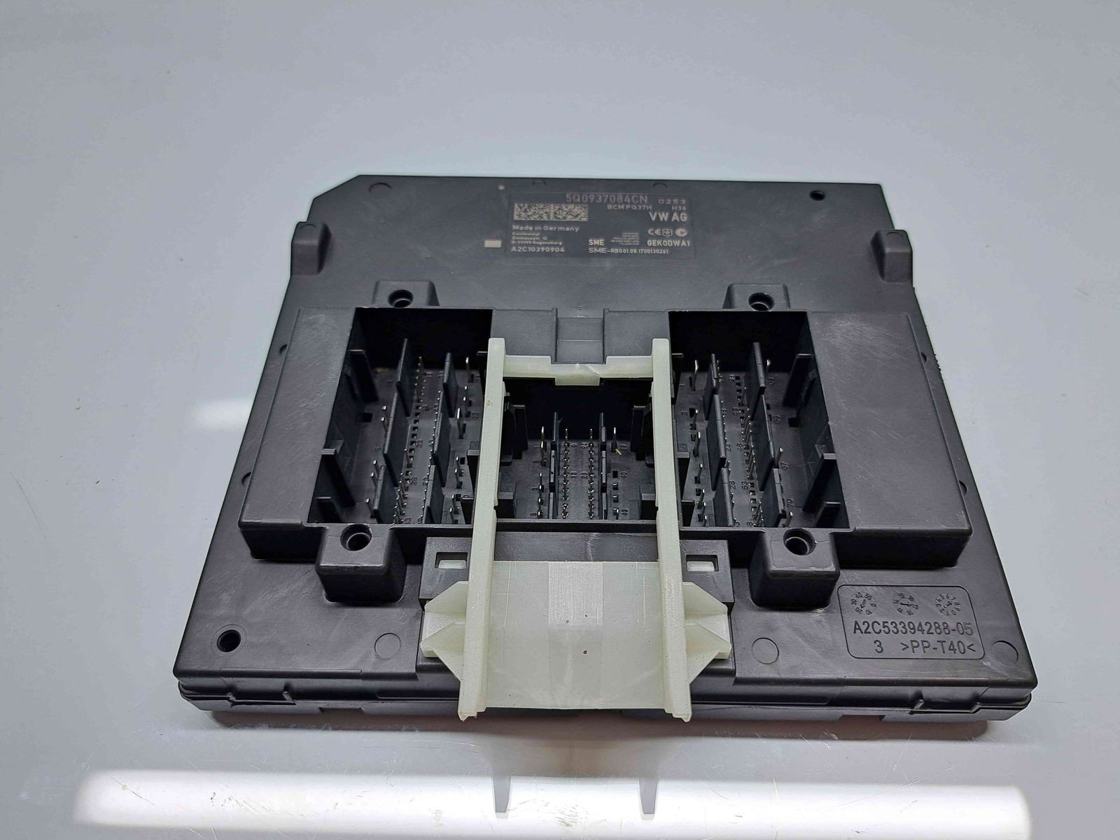 Modul confort Volkswagen Golf 7 (5G) [Fabr 2014-prezent] 5Q0937084CN - imagine 1