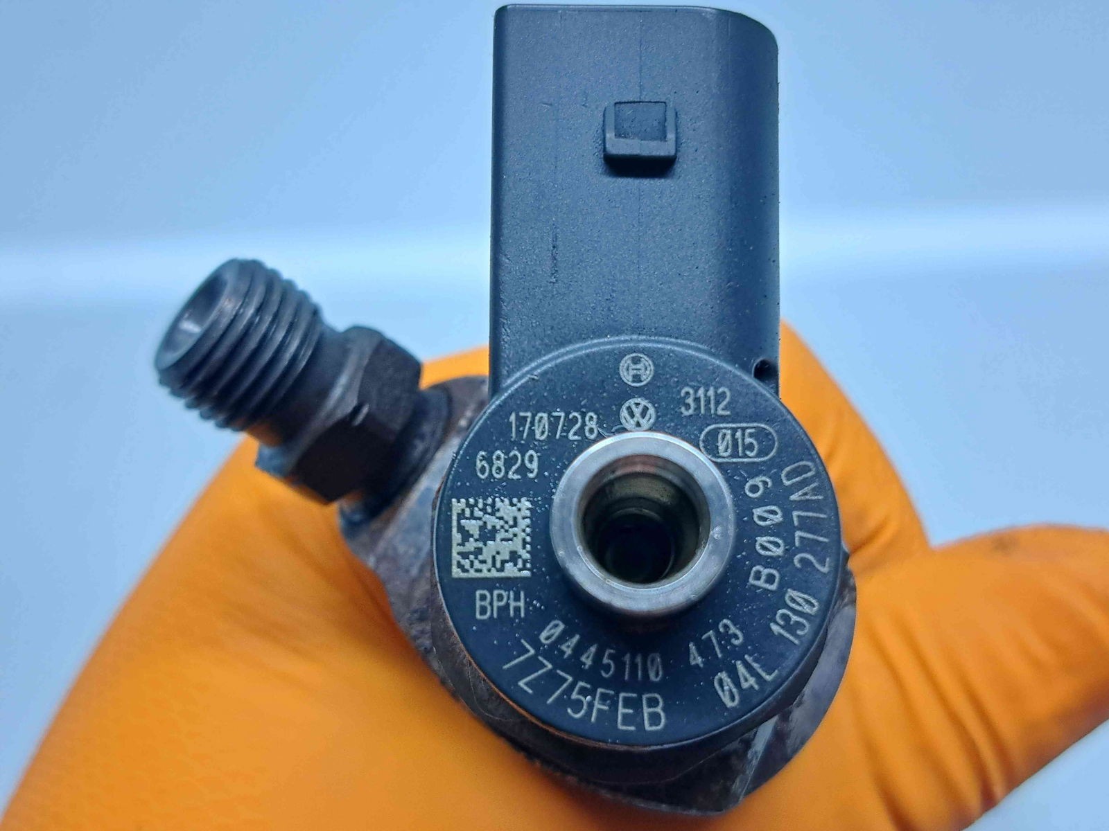 Injector Volkswagen Golf 7 (5G) [Fabr 2014-prezent] 04L130277AD 1.6 TDI DCZA 88KW / 120CP - imagine 2