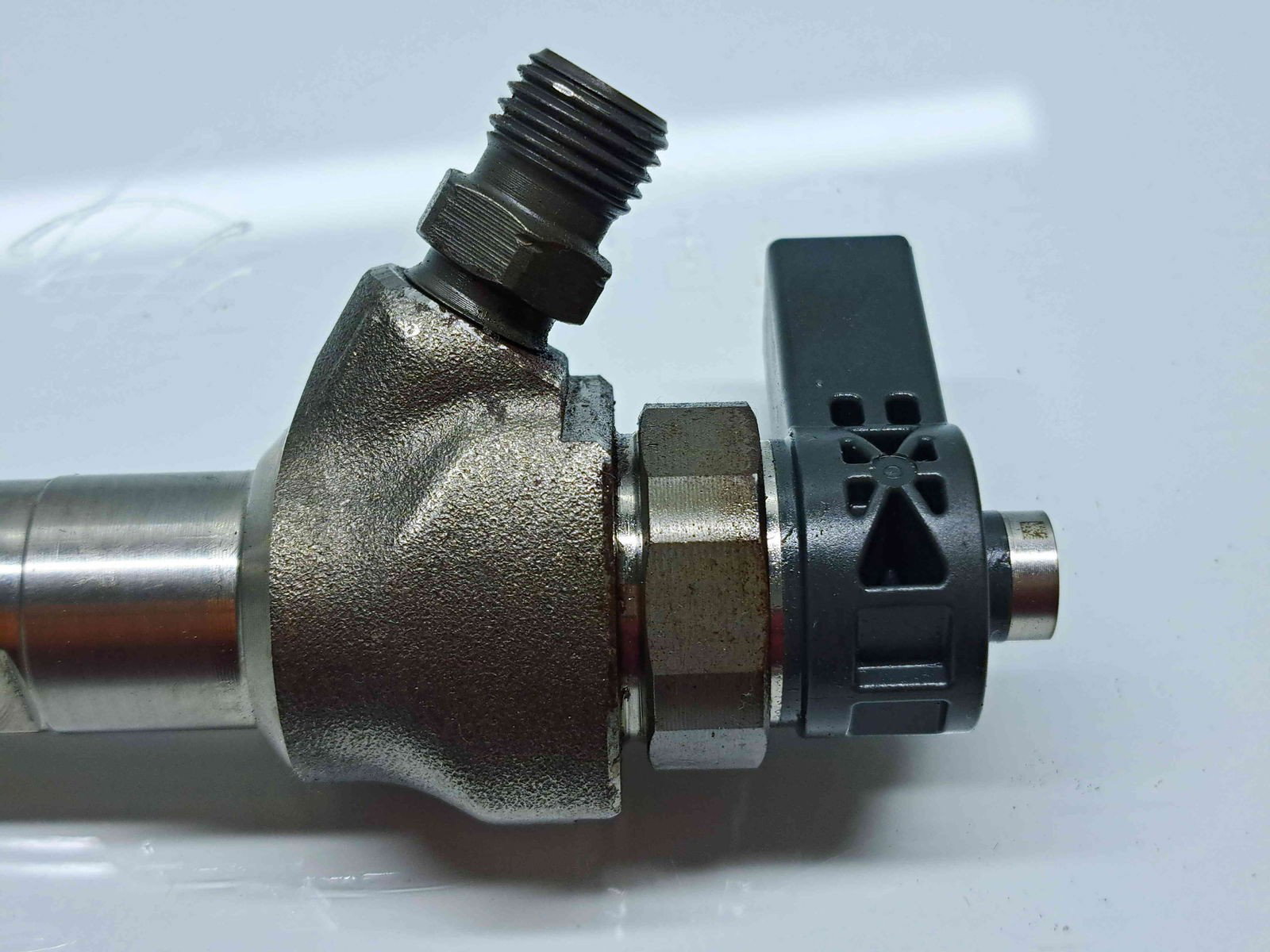 Injector Volkswagen Passat B8 (3G2) [Fabr 2015-prezent] 04L130277AD 1.6 TDI DCZA 88KW / 120CP - imagine 3