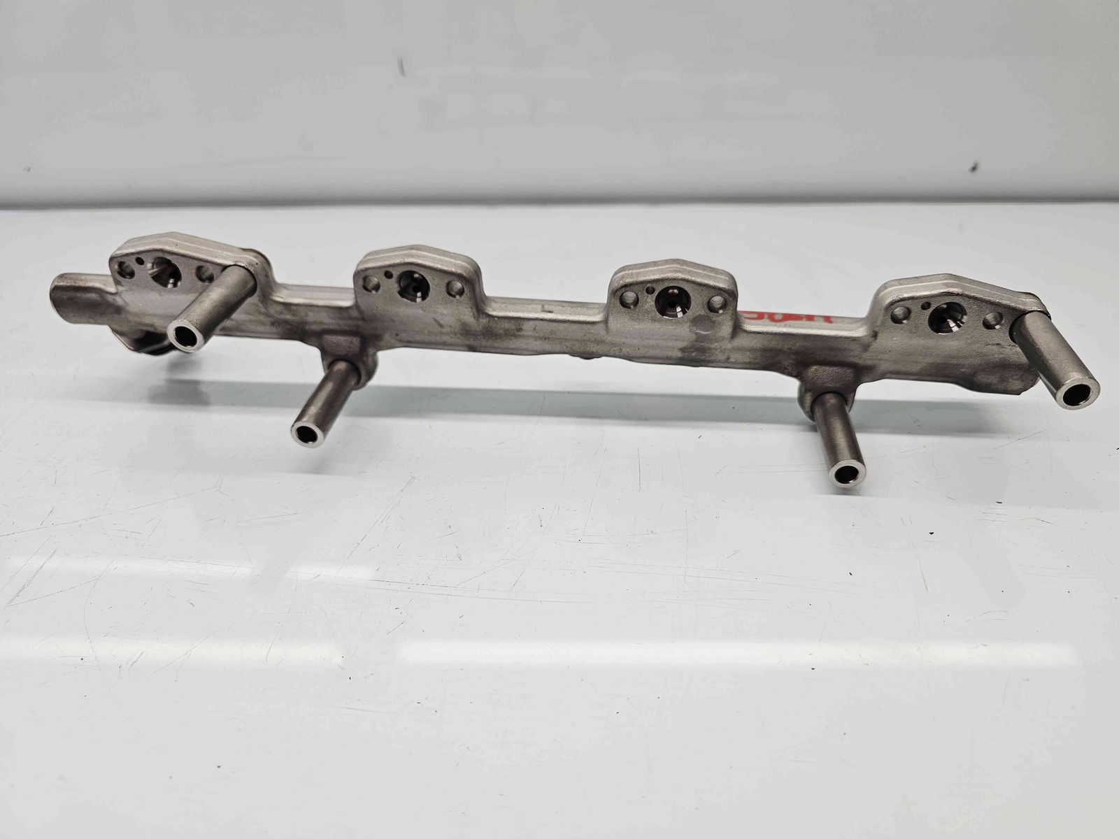 Rampa injectoare Bmw X1 (F48,F49) [Fabr 2015-2022] 8665633 2.0 Benz B48X 158KW / 215CP - imagine 4