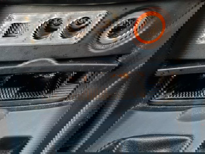  Scrumiera Mazda 3 (BK) [Fabr 2003-2009] OEM