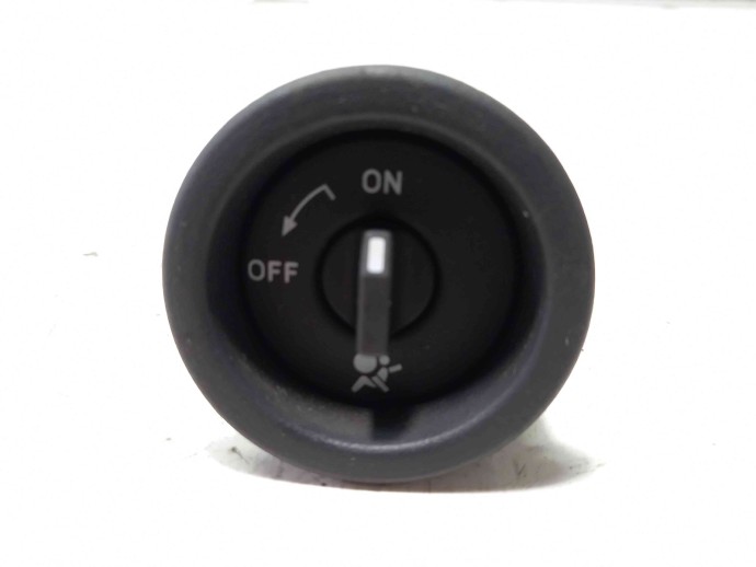 Buton ON/OFF airbag 681995427R Dacia Logan 2 1.5 K9K 2012-2022