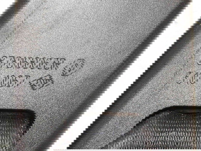 Capsa centura dreapta spate 878168063R Dacia Logan 2 1.5 K9K 2012-2022