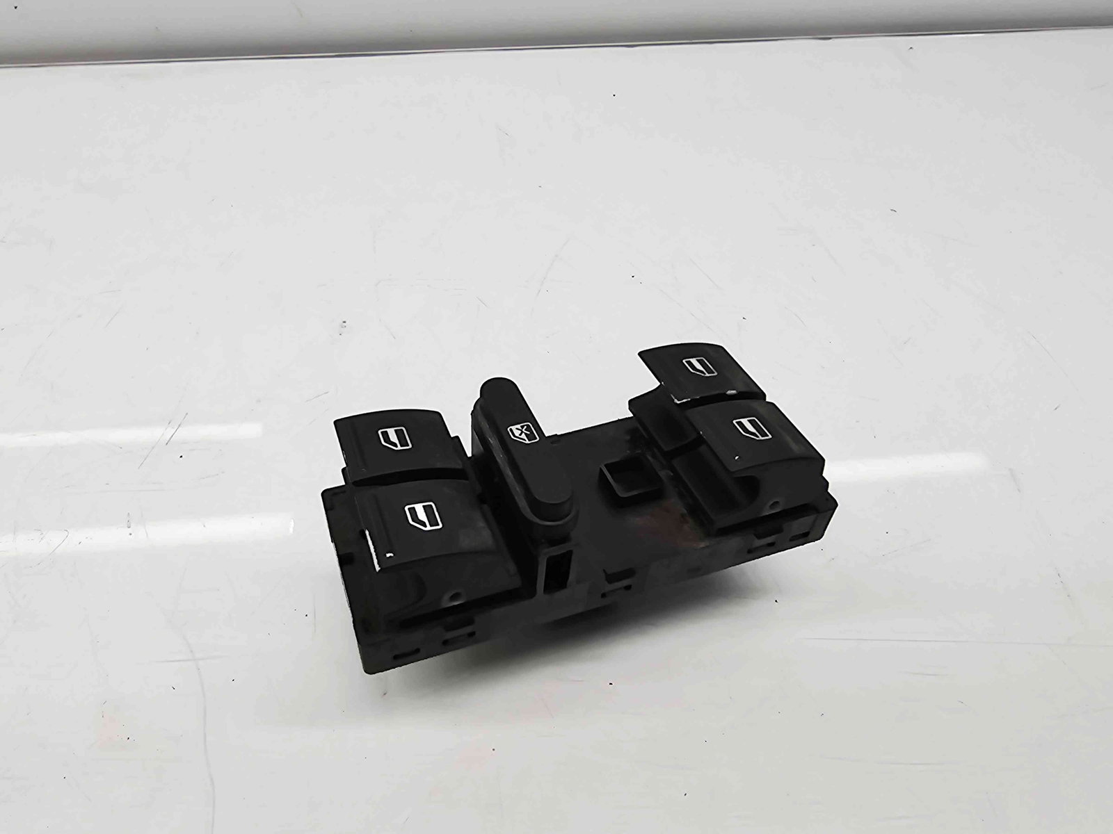 Butoane comanda geamuri sofer Volkswagen Jetta 3 (1K2) [Fabr 2005-2010] 1K4959857B - imagine 1