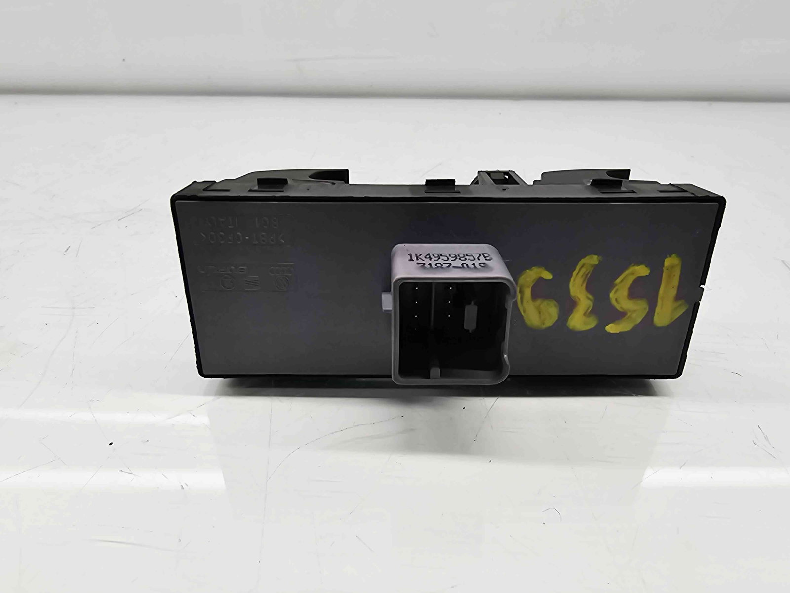 Butoane comanda geamuri sofer Volkswagen Jetta 3 (1K2) [Fabr 2005-2010] 1K4959857B - imagine 4