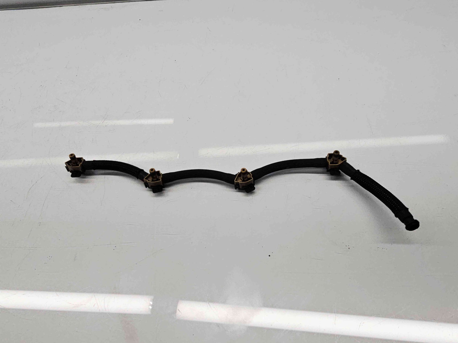 Conducta retur injectoare Skoda Superb III Combi (3V5) [Fabr 2015-2024] OEM 2.0 TDI DFCA 140KW / 190CP - imagine 2