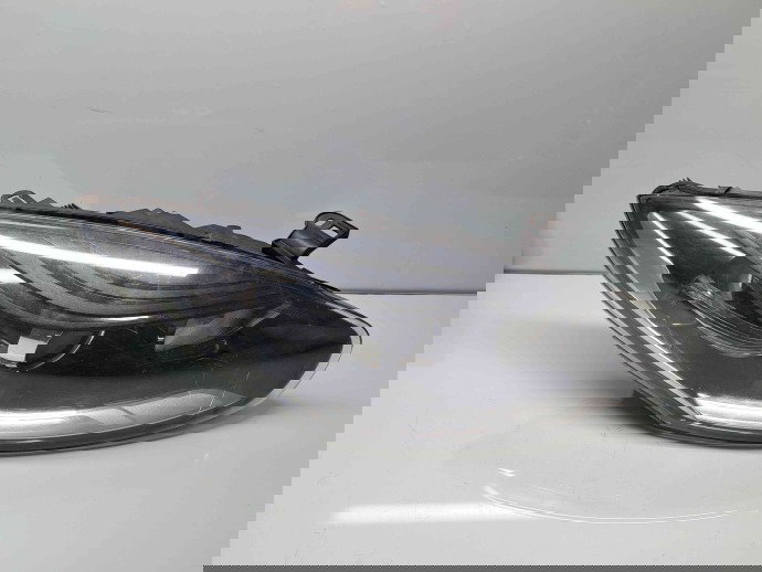  Far dreapta Renault Megane 3 [Fabr 2008-2015] Facelift 260108249R