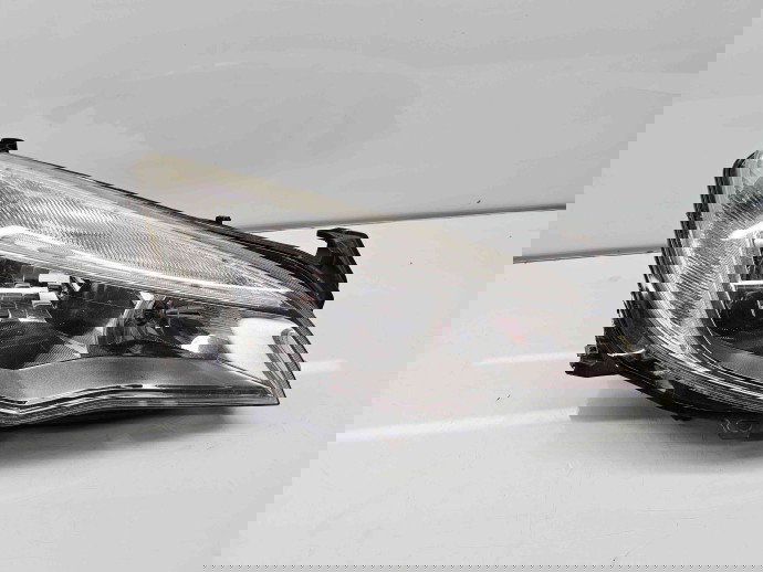  Far dreapta Opel Astra J [Fabr 2009-2015] 13253657