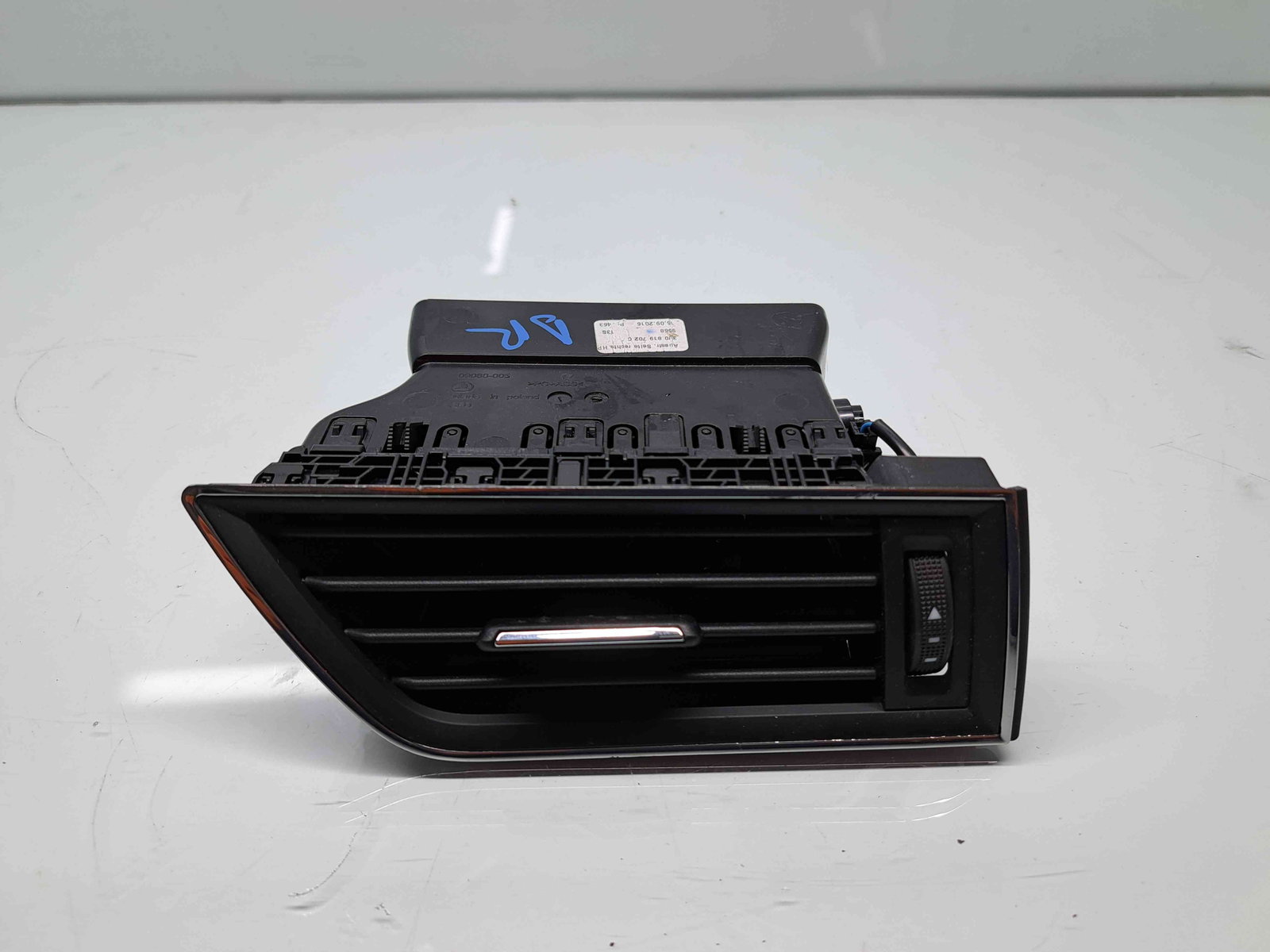 Grila aerisire dreapta Skoda Superb III Combi (3V5) [Fabr 2015-2024] 3V0819702C