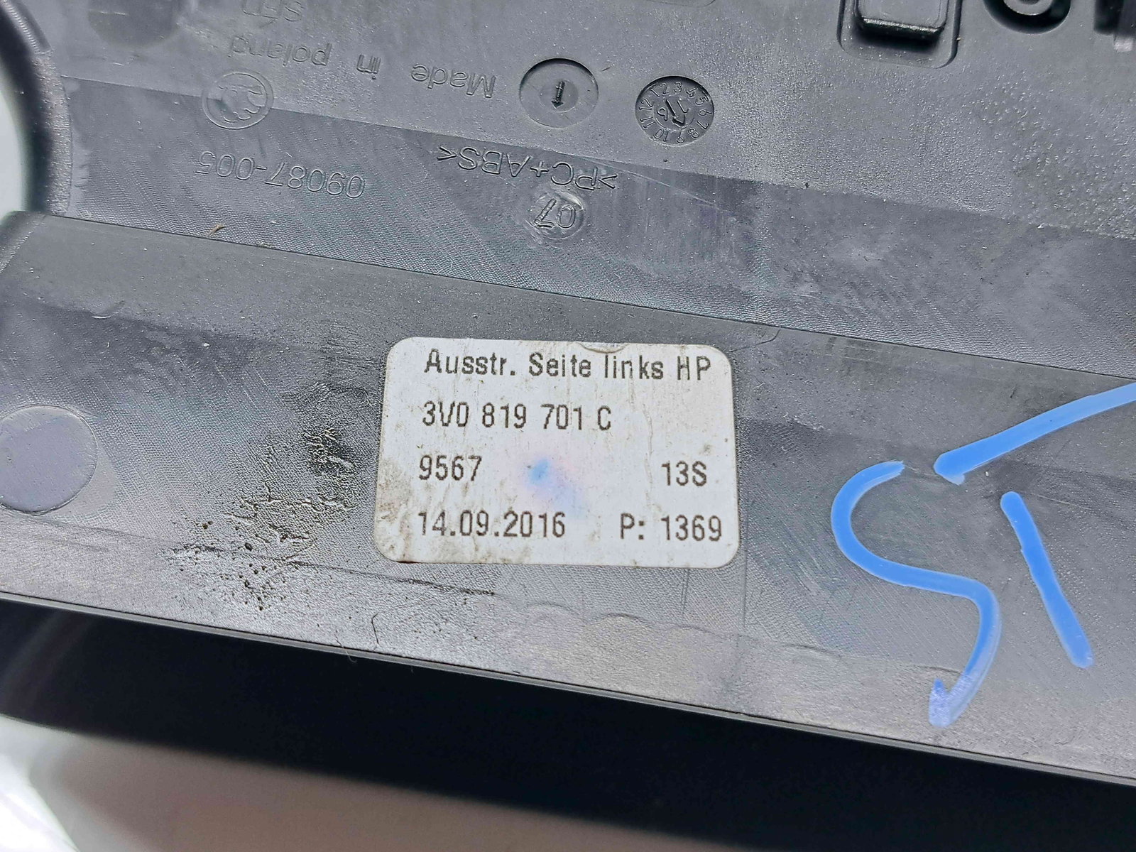 Grila aerisire stanga Skoda Superb III Combi (3V5) [Fabr 2015-2024] 3V0819701C - imagine 4