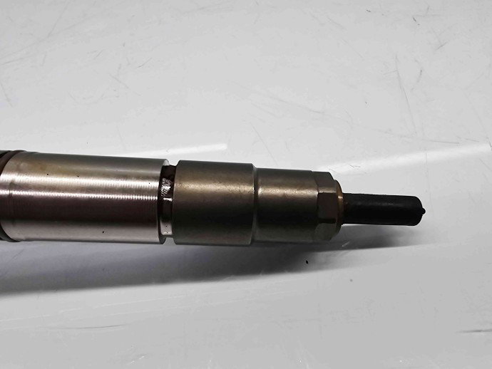 Injector Skoda Superb III Combi (3V5) [Fabr 2015-2024] 04L130277AE 2.0 TDI DFCA 140KW / 190CP