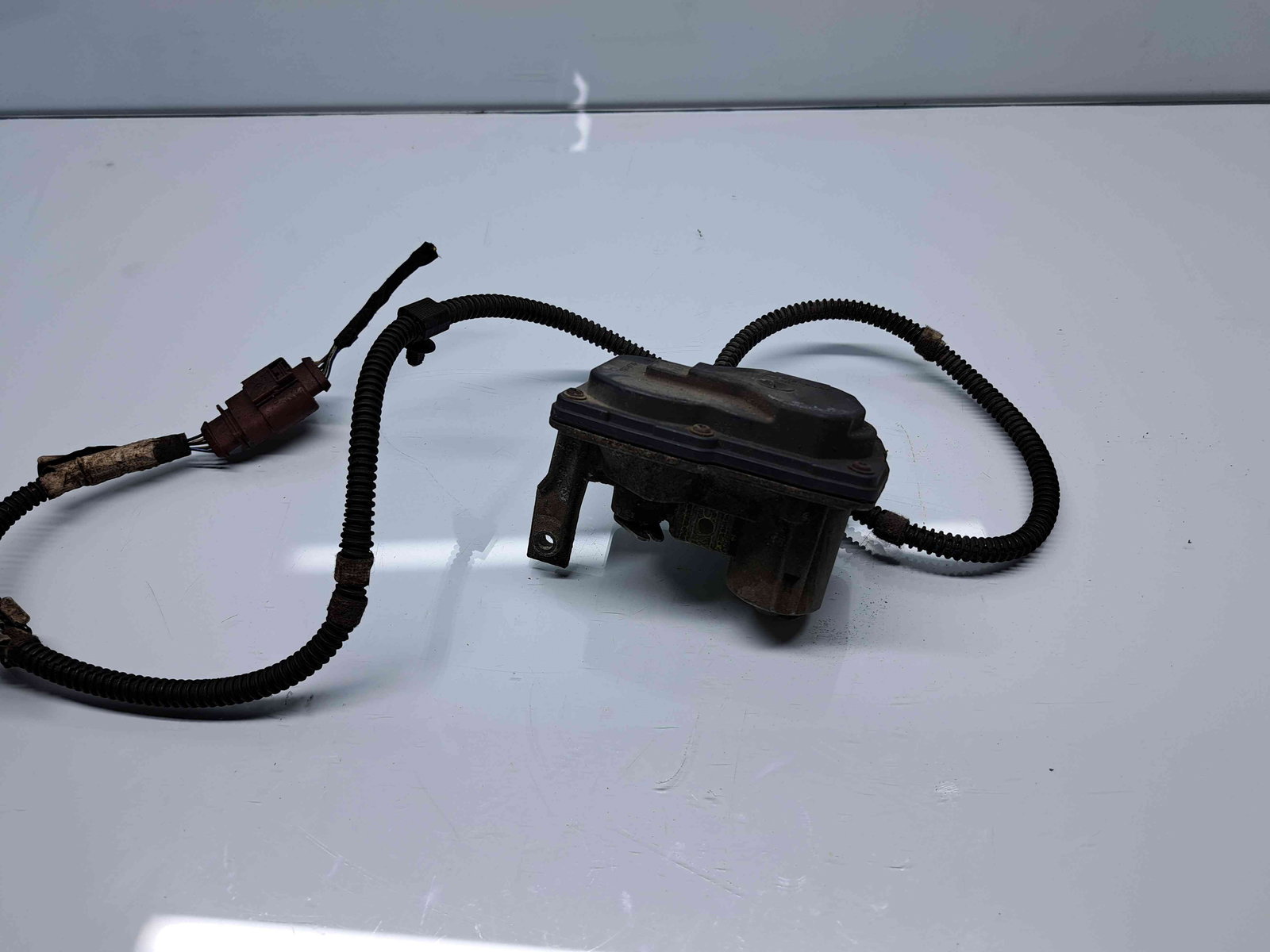 Motoras galerie evacuare Skoda Superb III Combi (3V5) [Fabr 2015-2024] 3Q0253691J 2.0 TDI DFCA 140KW / 190CP - imagine 3